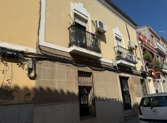 Piso en calle General Margallo, Cáceres