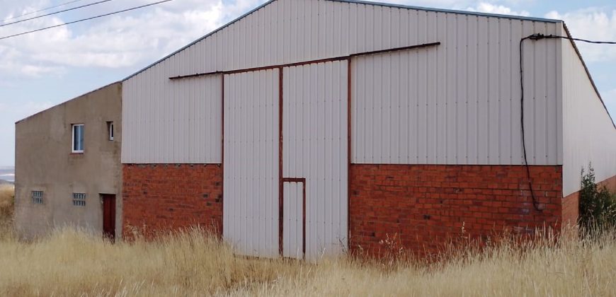 Nave Industrial Sancti-Spíritus (Badajoz)