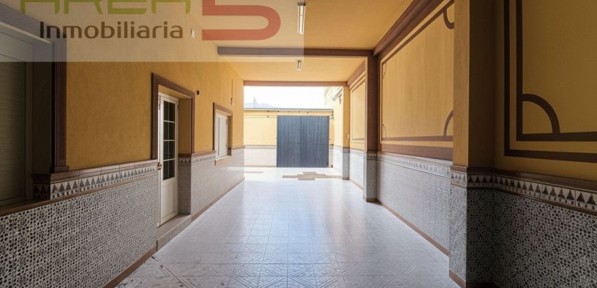 Casa adosada en venta en Arroyo de San Serván
