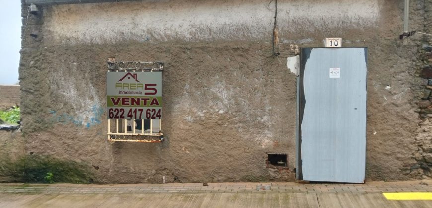 Casa en venta en Logrosán