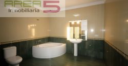 Casa adosada en venta en Arroyo de San Serván