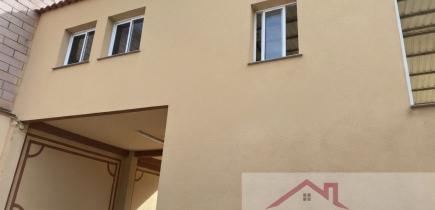 Casa adosada en venta en Arroyo de San Serván