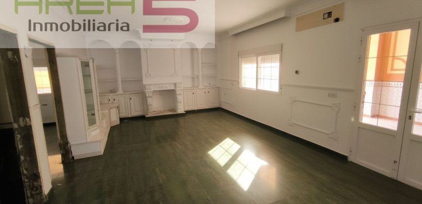 Casa adosada en venta en Arroyo de San Serván