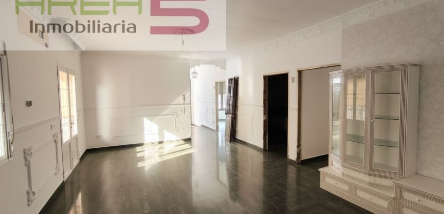 Casa adosada en venta en Arroyo de San Serván