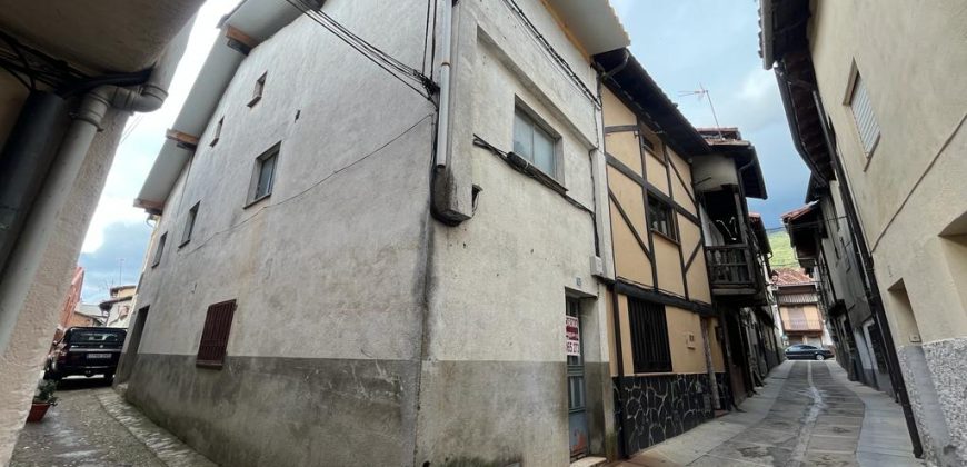CASA EN CONSTRUCCIÓN EN JERTE