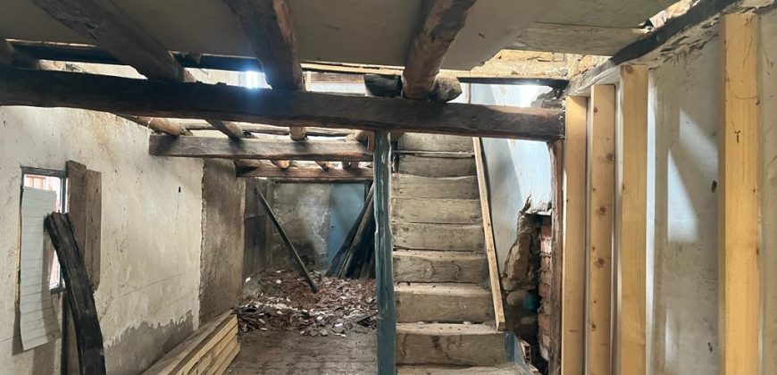 CASA EN CONSTRUCCIÓN EN JERTE