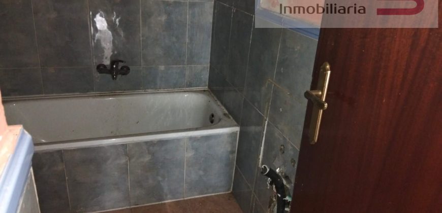 Casa en venta en Logrosán