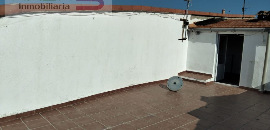 Edificio en venta Travesía Florentino Gómez, Casatejada