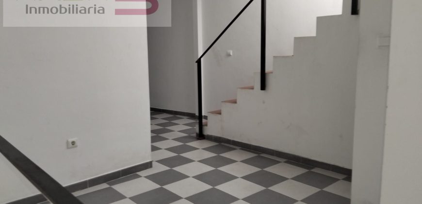 Edificio en venta Travesía Florentino Gómez, Casatejada