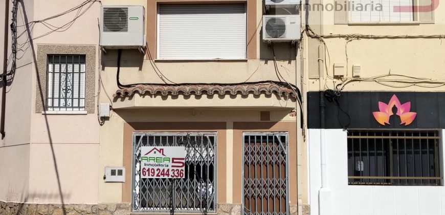 Edificio en venta Travesía Florentino Gómez, Casatejada