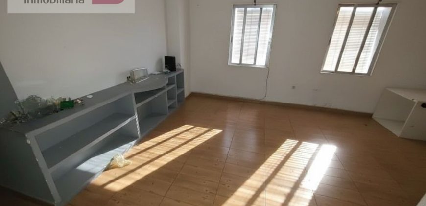 Piso en venta calle Rio Po, Cáceres