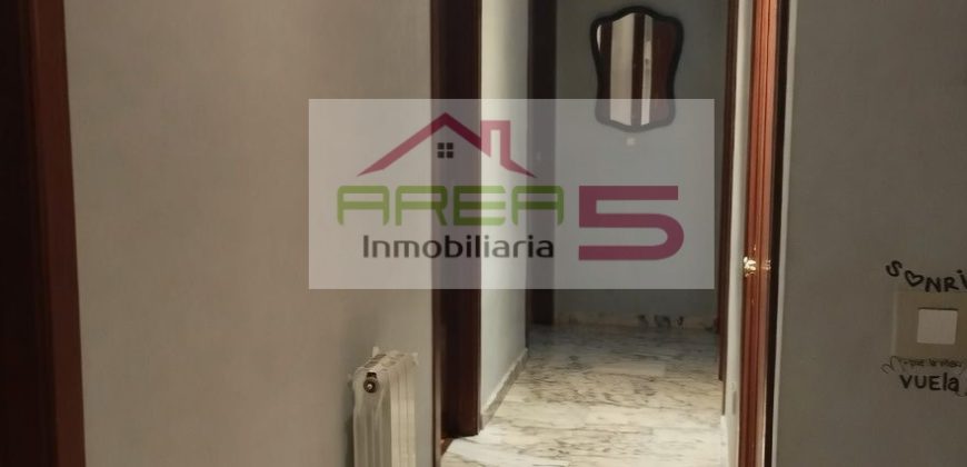 Piso 121 m² con patio privado, garaje y posibilidad de 2ª plaza – Bodegones
