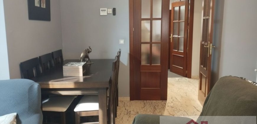 Piso 121 m² con patio privado, garaje y posibilidad de 2ª plaza – Bodegones