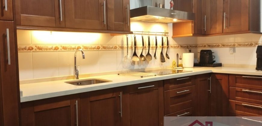 Piso 121 m² con patio privado, garaje y posibilidad de 2ª plaza – Bodegones