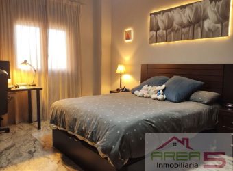 Piso 121 m² con patio privado, garaje y posibilidad de 2ª plaza – Bodegones