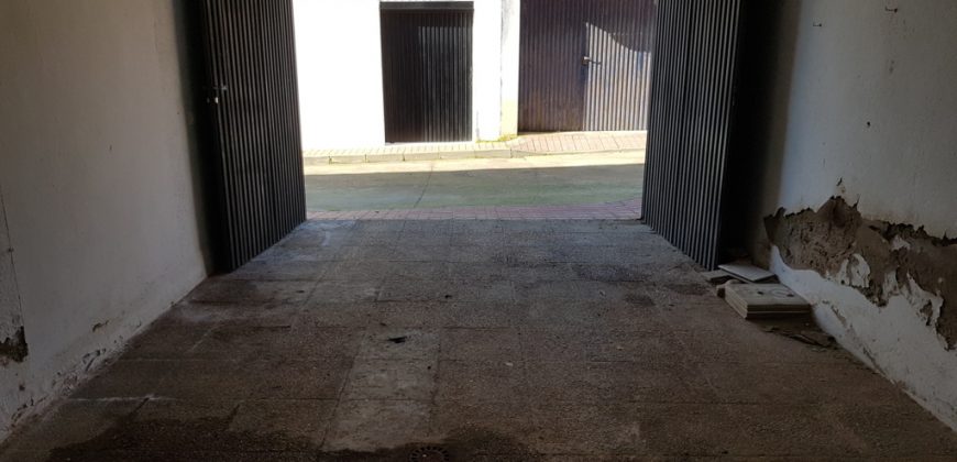 CASA EN CALLE JOSE MARÍA PEMAN EN MADROÑERA