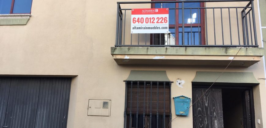 CASA EN CALLE JOSE MARÍA PEMAN EN MADROÑERA