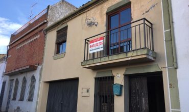 CASA EN CALLE JOSE MARÍA PEMAN EN MADROÑERA