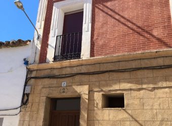 CASA EN CALLE PATRÓN EN GARROVILLAS