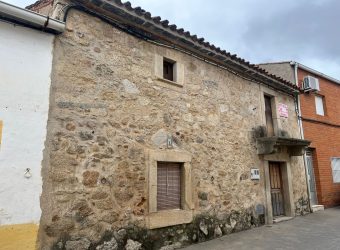CASA EN ARROYOMOLINOS