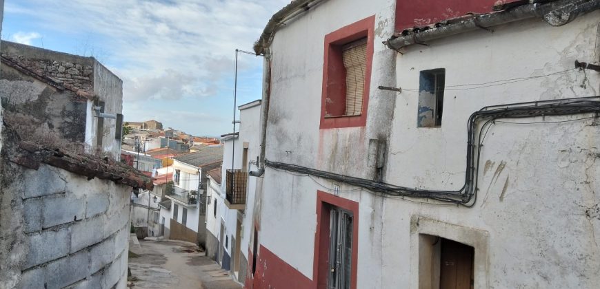 Casa en venta en Alcuescar