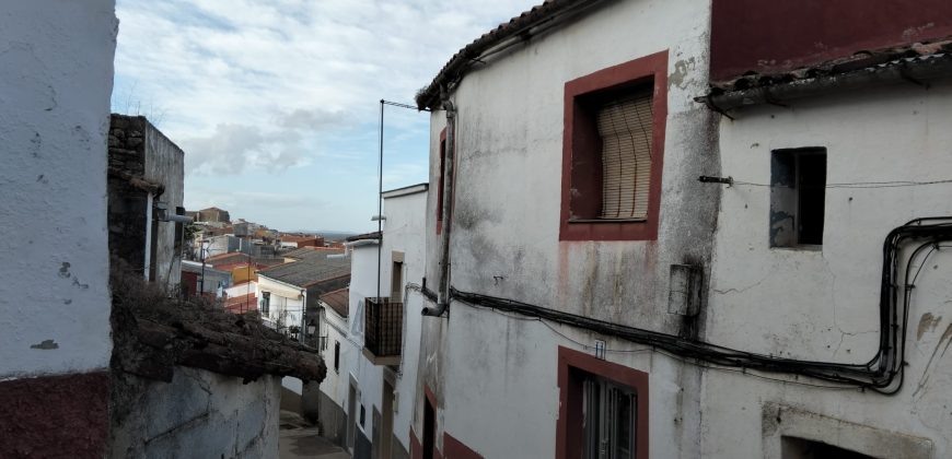 Casa en venta en Alcuescar