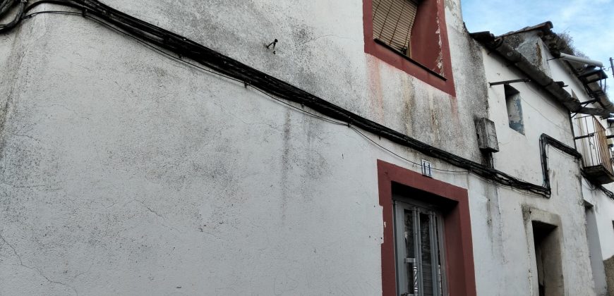 Casa en venta en Alcuescar