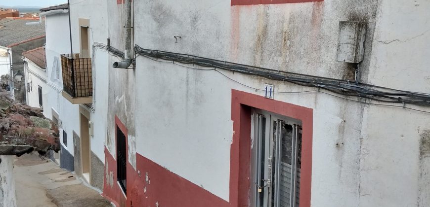 Casa en venta en Alcuescar