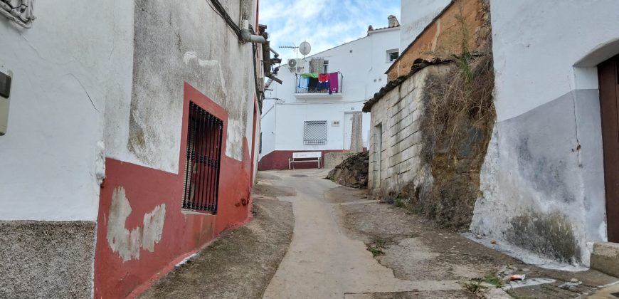 Casa en venta en Alcuescar