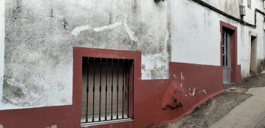 Casa en venta en Alcuescar